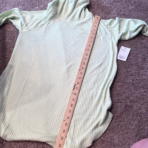 Sonoma Goods For Life® Raglan Rib Cowlneck Top NEW pale neon green NEW - Picture 14 of 14